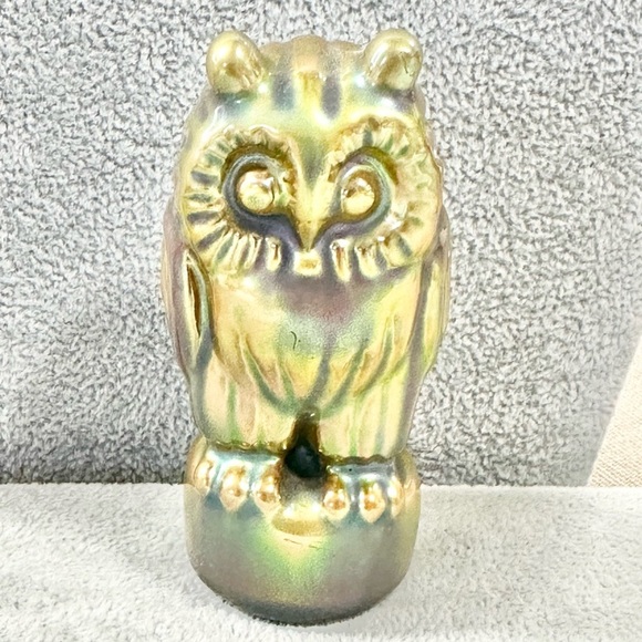 Vintage Zsolnay Hungary 3" Green Eosin Glaze Ceramic Owl Figurine Signed - Picture 1 of 3